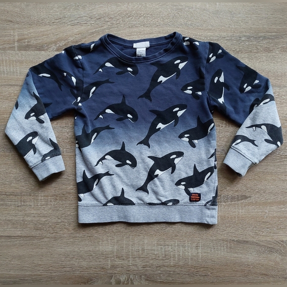 H&M orca sweatshirt 6-8 years - Picture 3 of 16